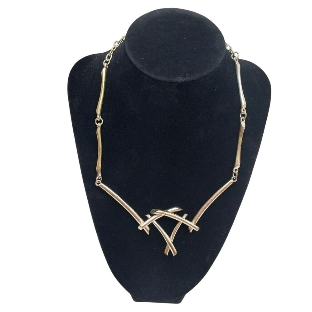 Dolce Vita Silver Tone Abstract Design Necklace With Toggle Clasp 18"